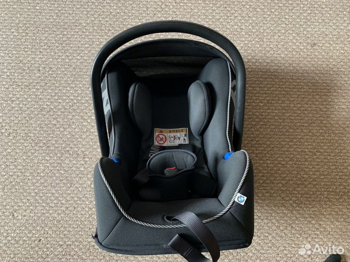 Автолюлька (детское автокресло) BMW baby seat 0+