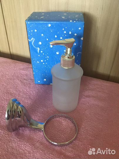 Дозатор для жидкого мыла/шампуня