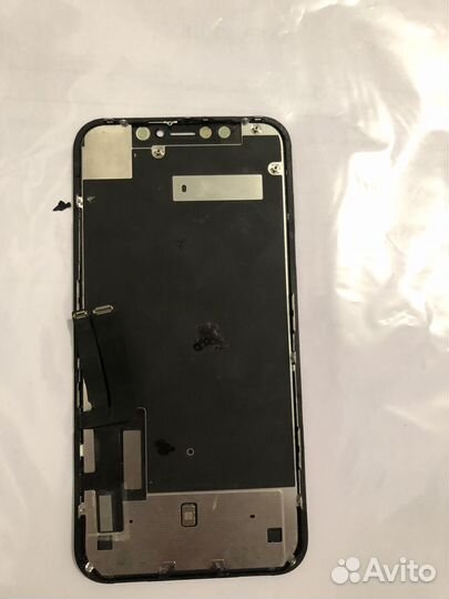 Дисплей на iPhone XR