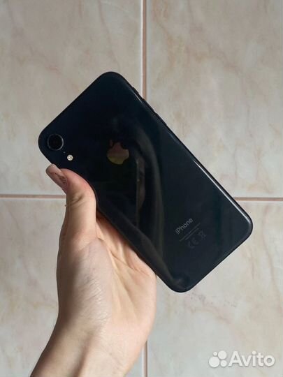 iPhone Xr, 64 ГБ