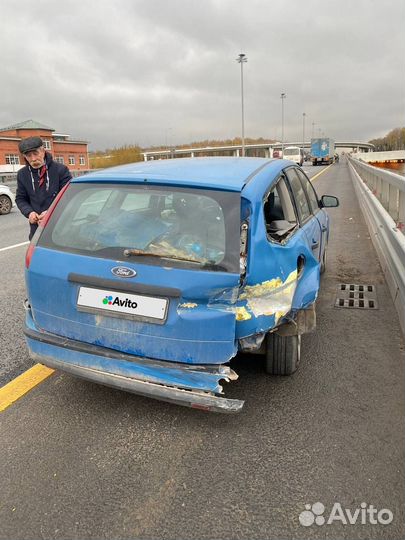 Ford Focus 1.6 МТ, 2006, битый, 240 000 км