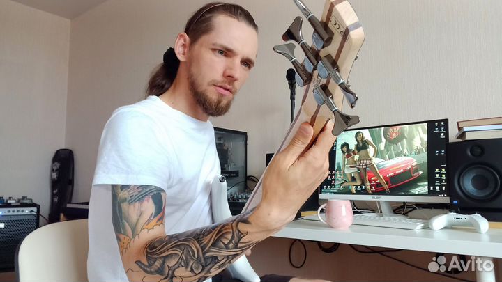 Уроки игры на бас-гитаре (Парнас / Балтийская)