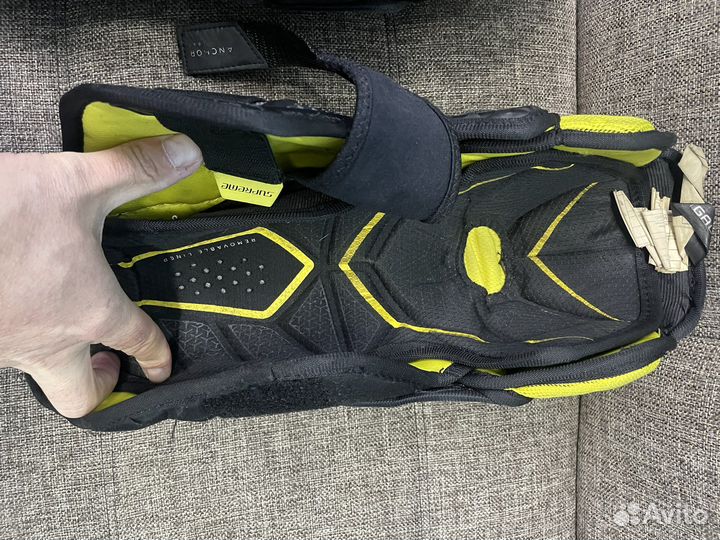 Хоккейные наколенники 12