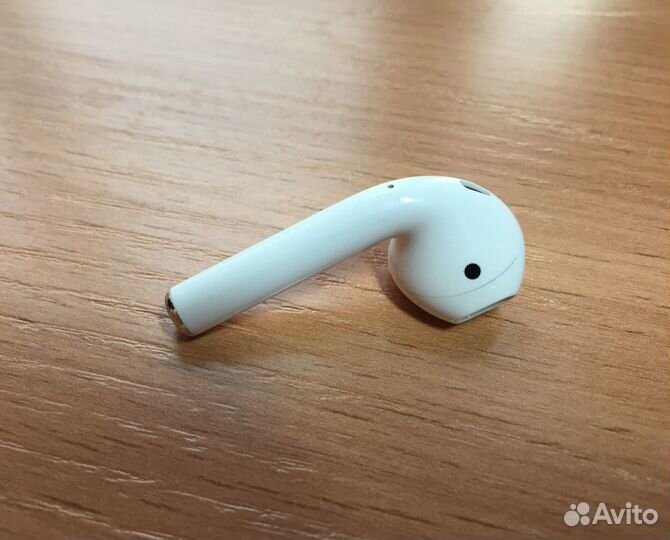 Наушник AirPods 1-Поколение (R) Правый б\у
