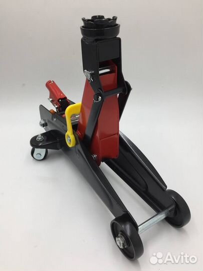 Подкатной домкрат Forcekraft 2 т. 135мм - 310мм