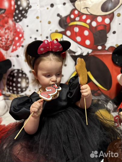 Платье нарядкое на девочку 92-98