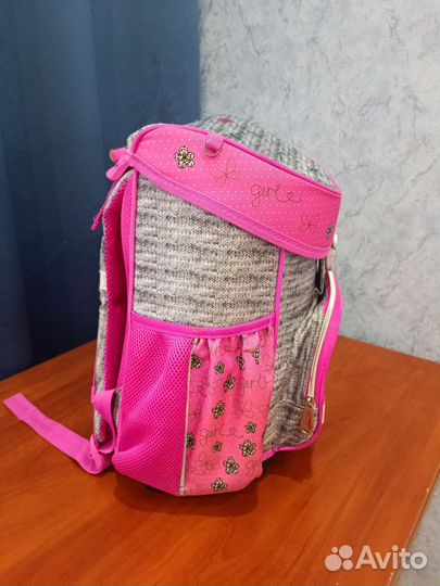 Ранец школьный для девочки новый