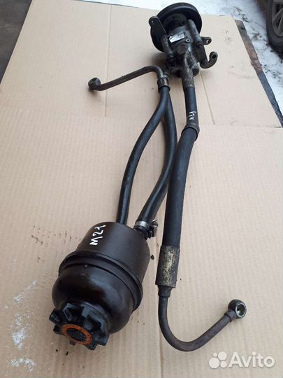 Бмв 524 Е34 М21 Насос гур со Шлангами. Комплект
