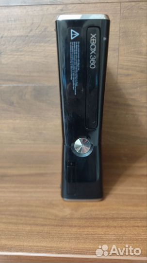 Xbox 360 Slim Lt 3.0 + куча игр