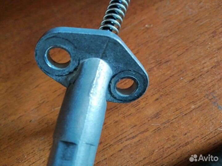 Трос стояночного тормоза задний левый Nissan