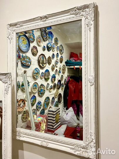 Зеркало настенное из натурального дерева