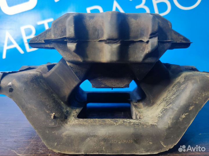 Подушка двигателя левая Ford Fusion