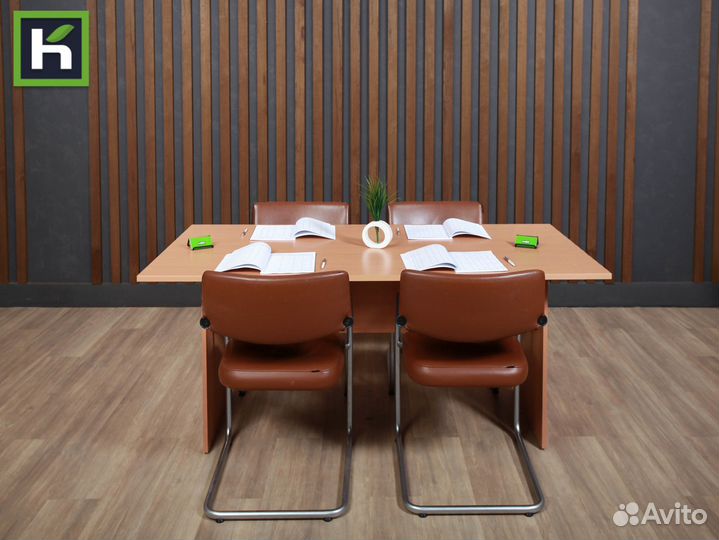Стол для переговоров