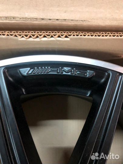 Mercedes W218 W212 CLS63 AMG диск оригинал