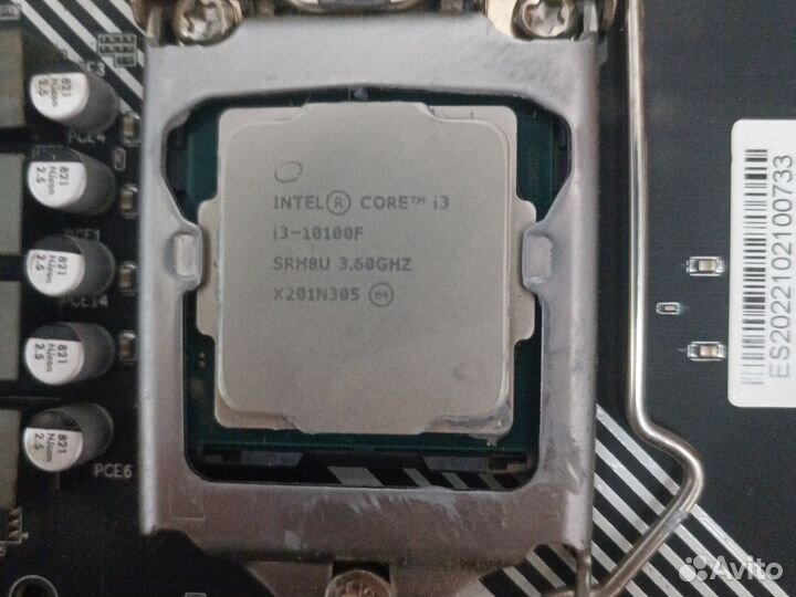 Материнская плата с процессором