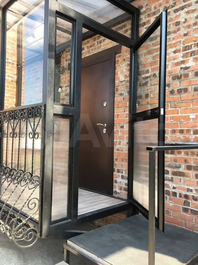 Коттедж 324 м² на участке 7,2 сот.