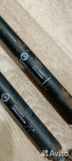 Газовые упоры багажника ваз