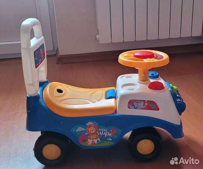 Машинка-каталка
