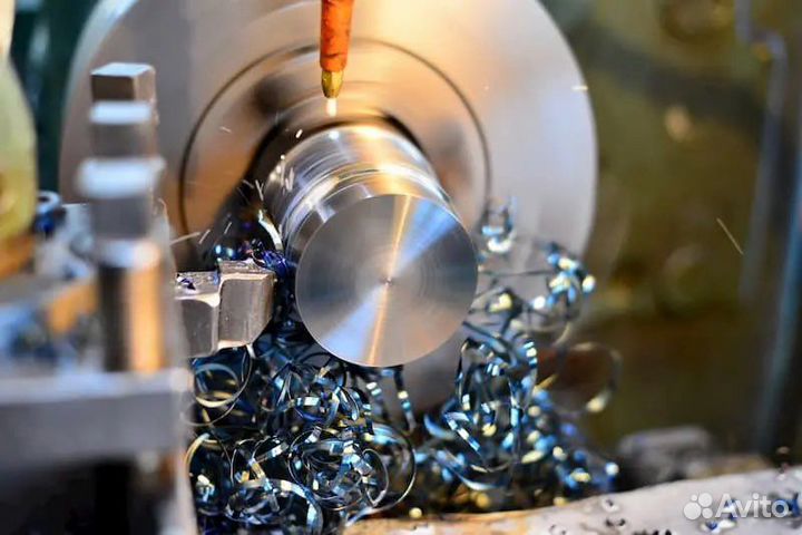 Токарь универсал