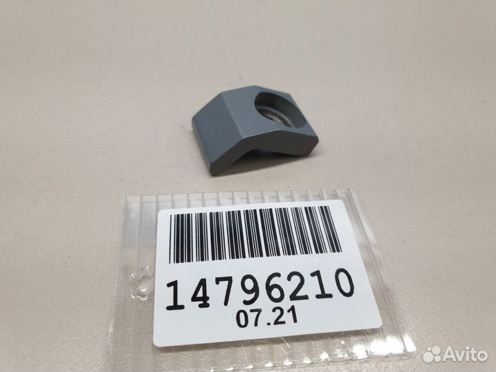 Петля двери задней левой верхняя Chery Amulet A15