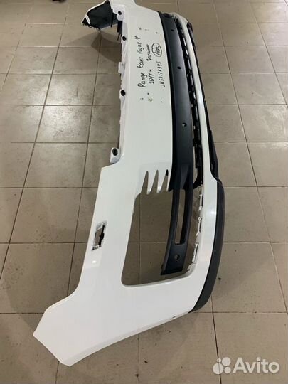 Передний бампер Range Rover Vogue 4 рестайлинг 17+