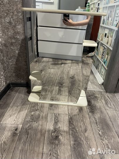 Шкаф с зеркалом для ванной