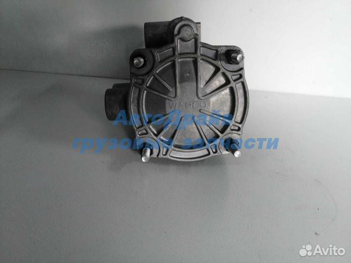 Кран управления тормозами прицепа 9730090130