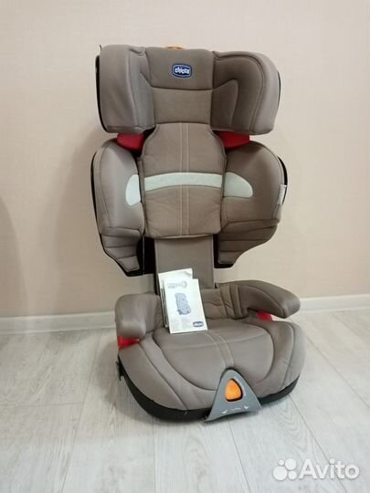 Автокресло Chicco 15-36 кг Изофикс