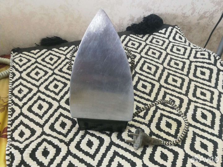 Утюг бу в рабочем состоянии