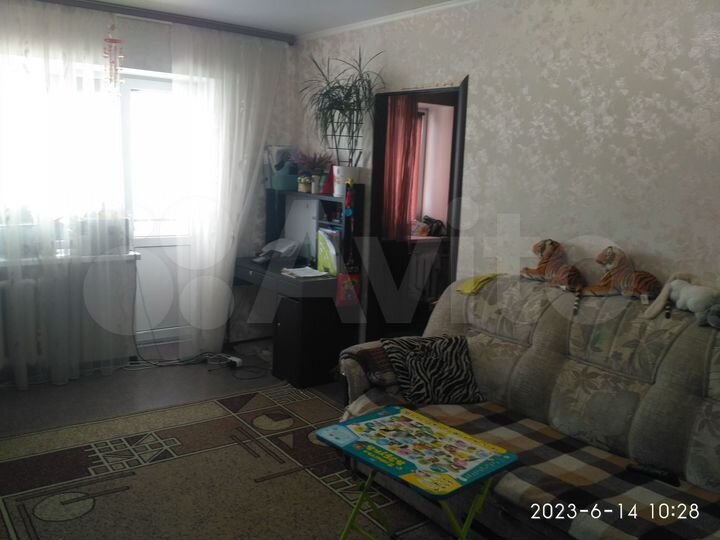 2-к. квартира, 42 м², 3/5 эт.
