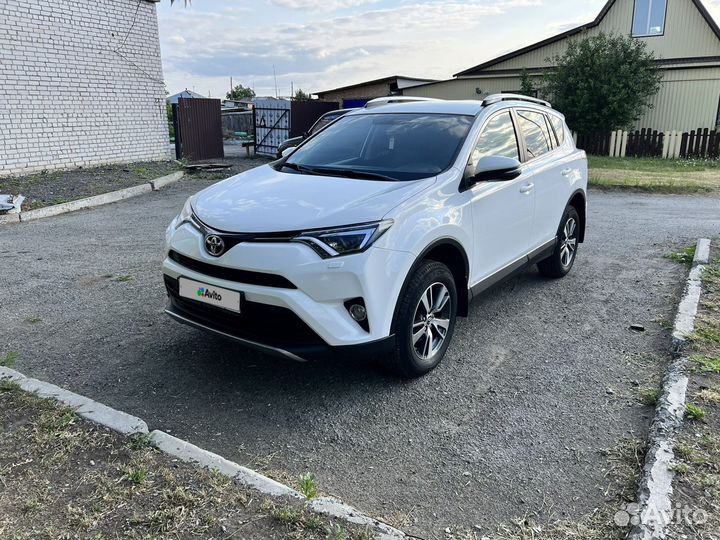 Toyota RAV4 2.0 CVT, 2018, 30 000 км