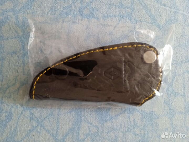 Кожаный новый брелок