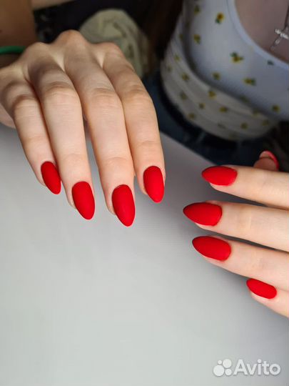 Требуются модели на маникюр