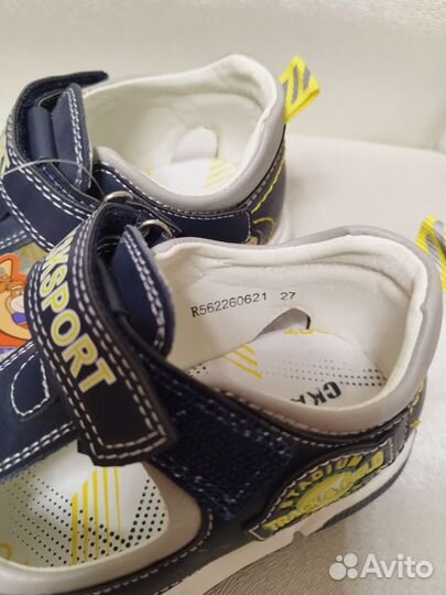 Сандалии для мальчика 27 размер новые