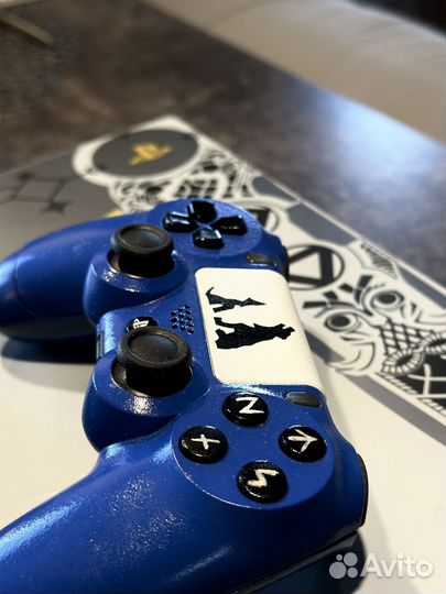 PS4 Pro limited edition (GodOfWar)