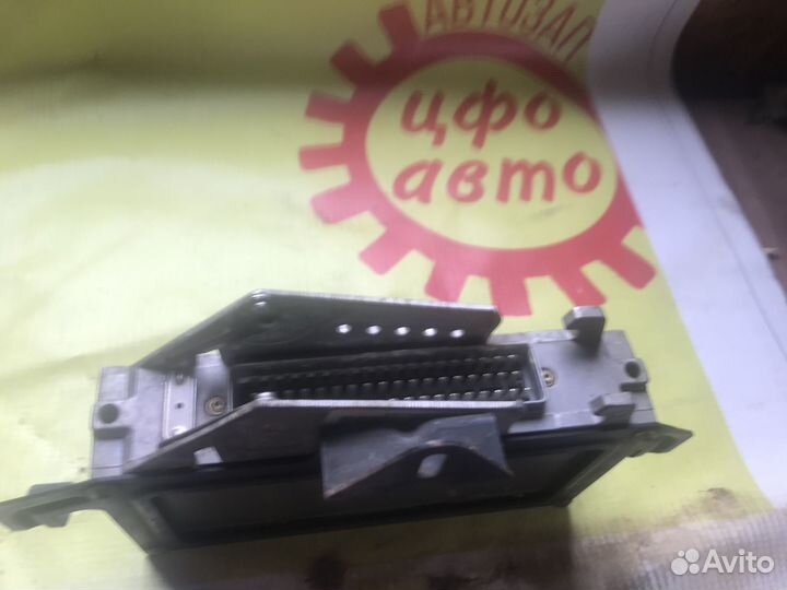 Блок управления ABS VAG 1HO907379B