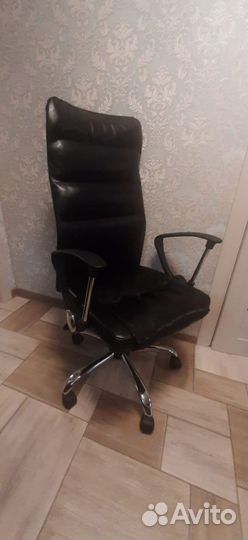 Компьютерное кресло