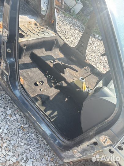 Разбор рено Логан