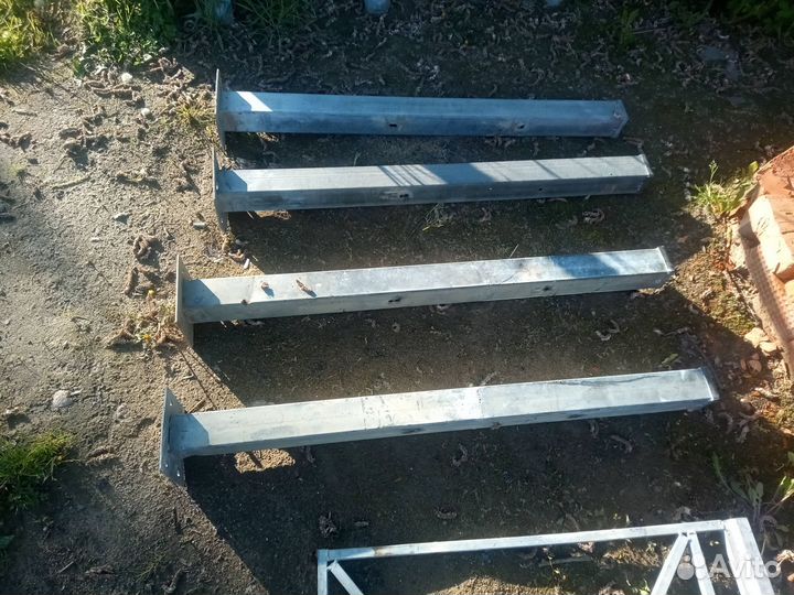 Металлический заборчик