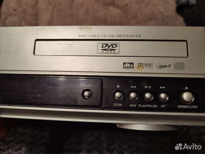 Видеомагнитофон