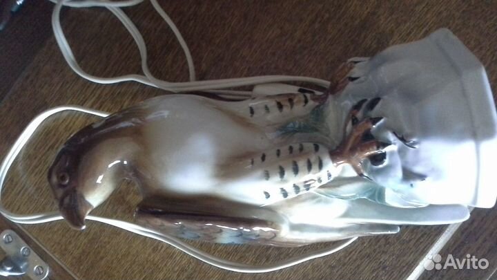 Изделия из фарфора