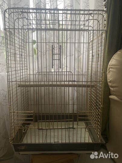 Клетка для крупного попугая с жердью