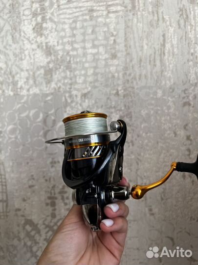Катушка Daiwa Revros 3000