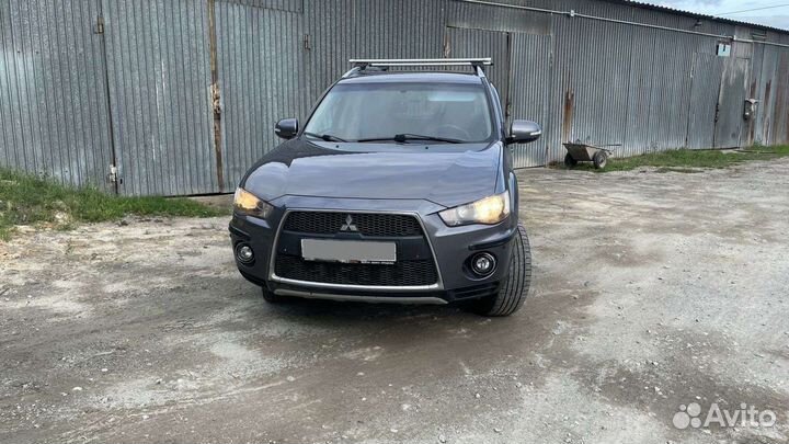 Mitsubishi Outlander 2.0 CVT, 2010, 176 000 км