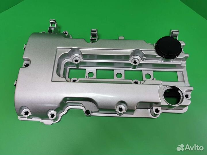 Клапанная крышка Opel Aстра j 1.4 турбо