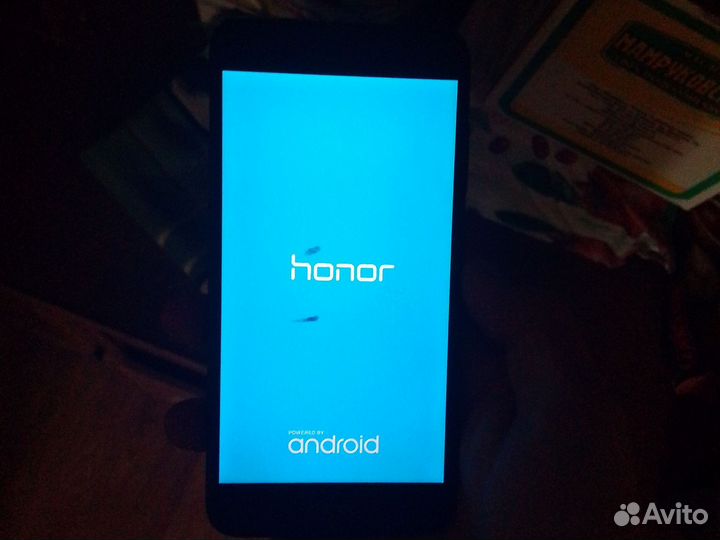 Телефон honor 8