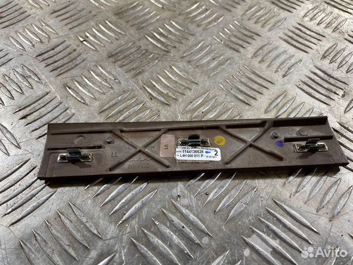 Пластик Audi A8 D4/4H 2012 L4H000011P