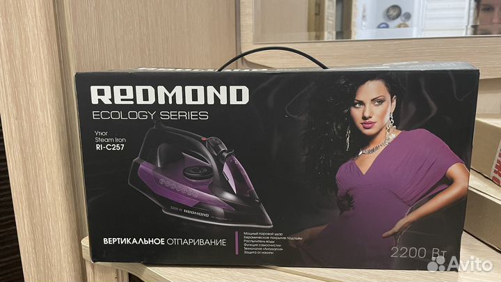 Утюг redmond ri c 257