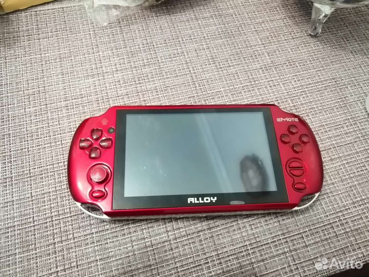 Игровая приставка