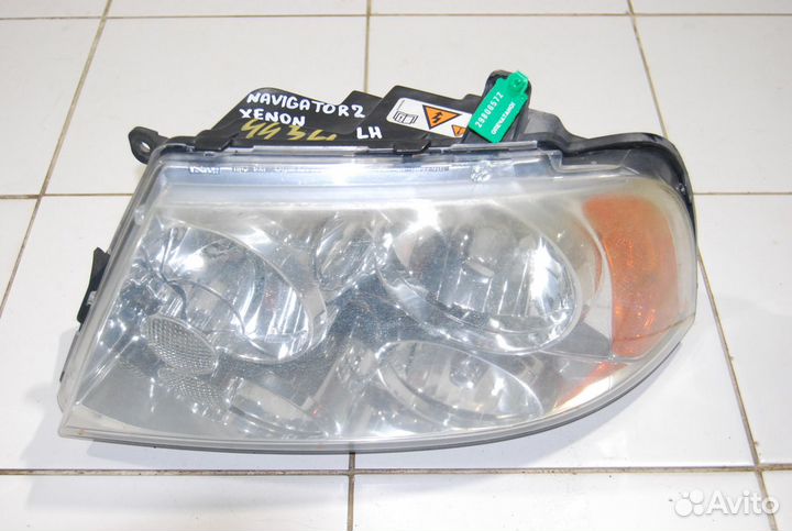 Фара левая Lincoln Navigator 2 2002-2006